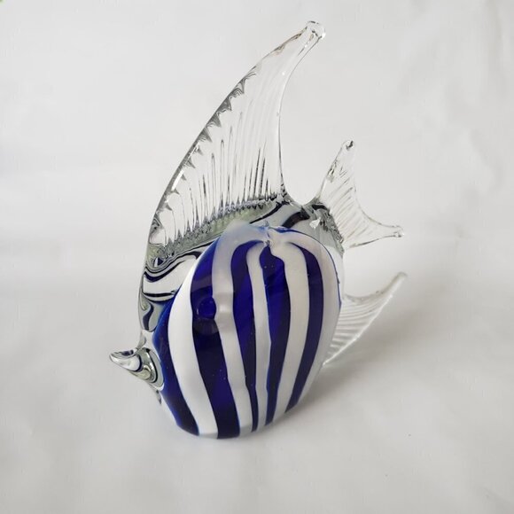 Dynasty Gallery Glass Paperweights Angel Fish Clear White Blue Stripes Set of 2 - Picture 8 of 11